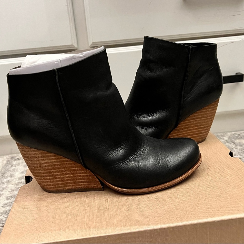 Kork Ease Natalya wedge bootie